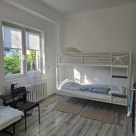 Hostel W Zielonce Zielonka  Zewnętrze zdjęcie